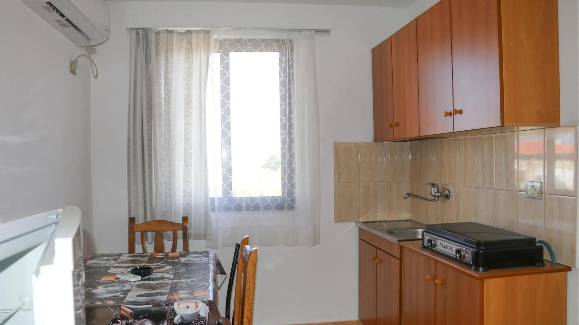 Πανσιόν Green Villa Velipojë Αλβανία